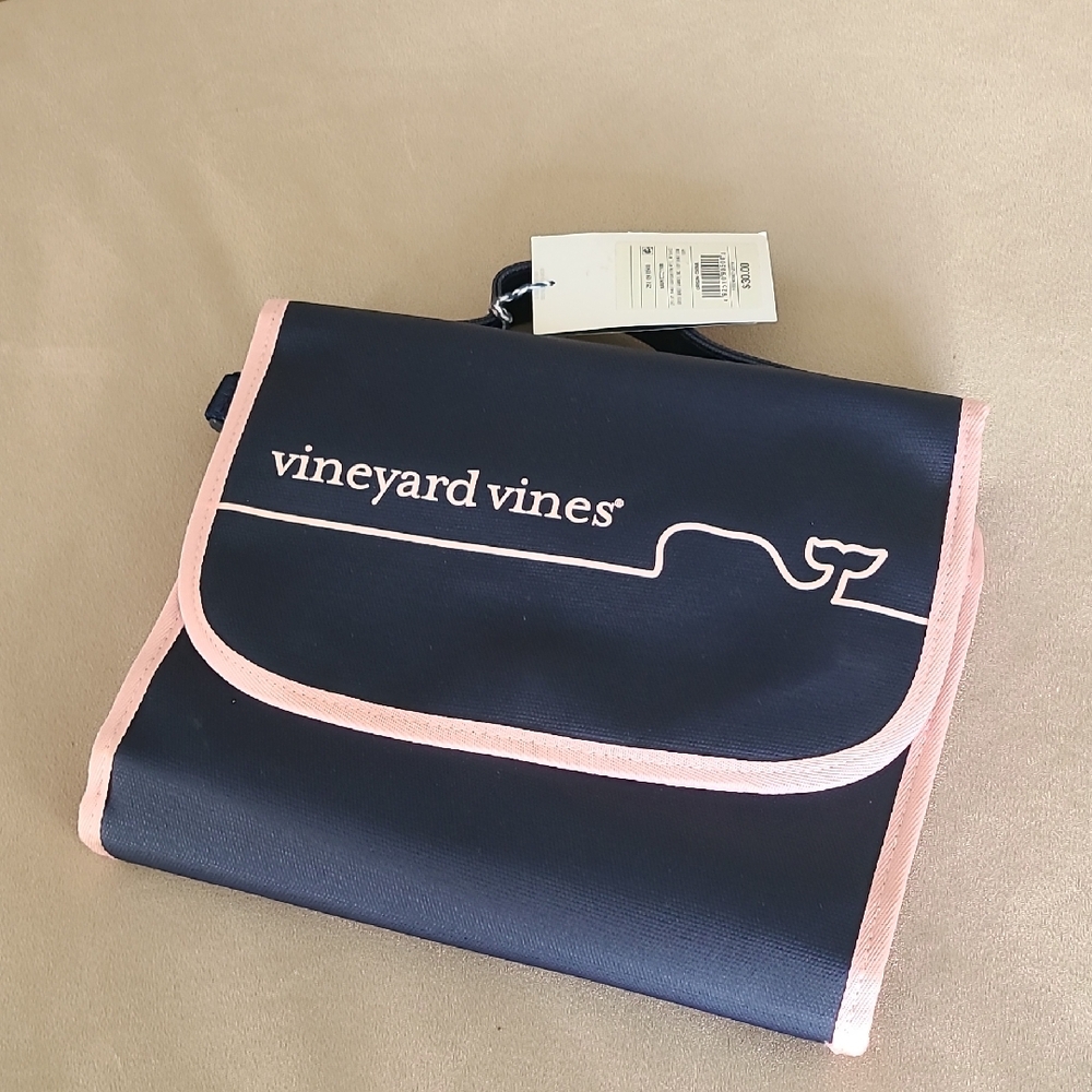 Vineyard Vines Blue and Pink Changing Pad, NWT